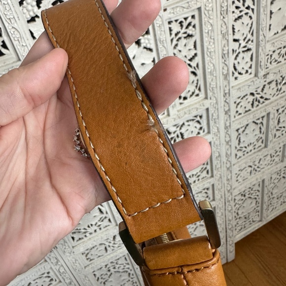 Michael Kors Camel Brown Buckle Crescent Moon Shaped Leather Shoulder Bag - Picture 5 of 9